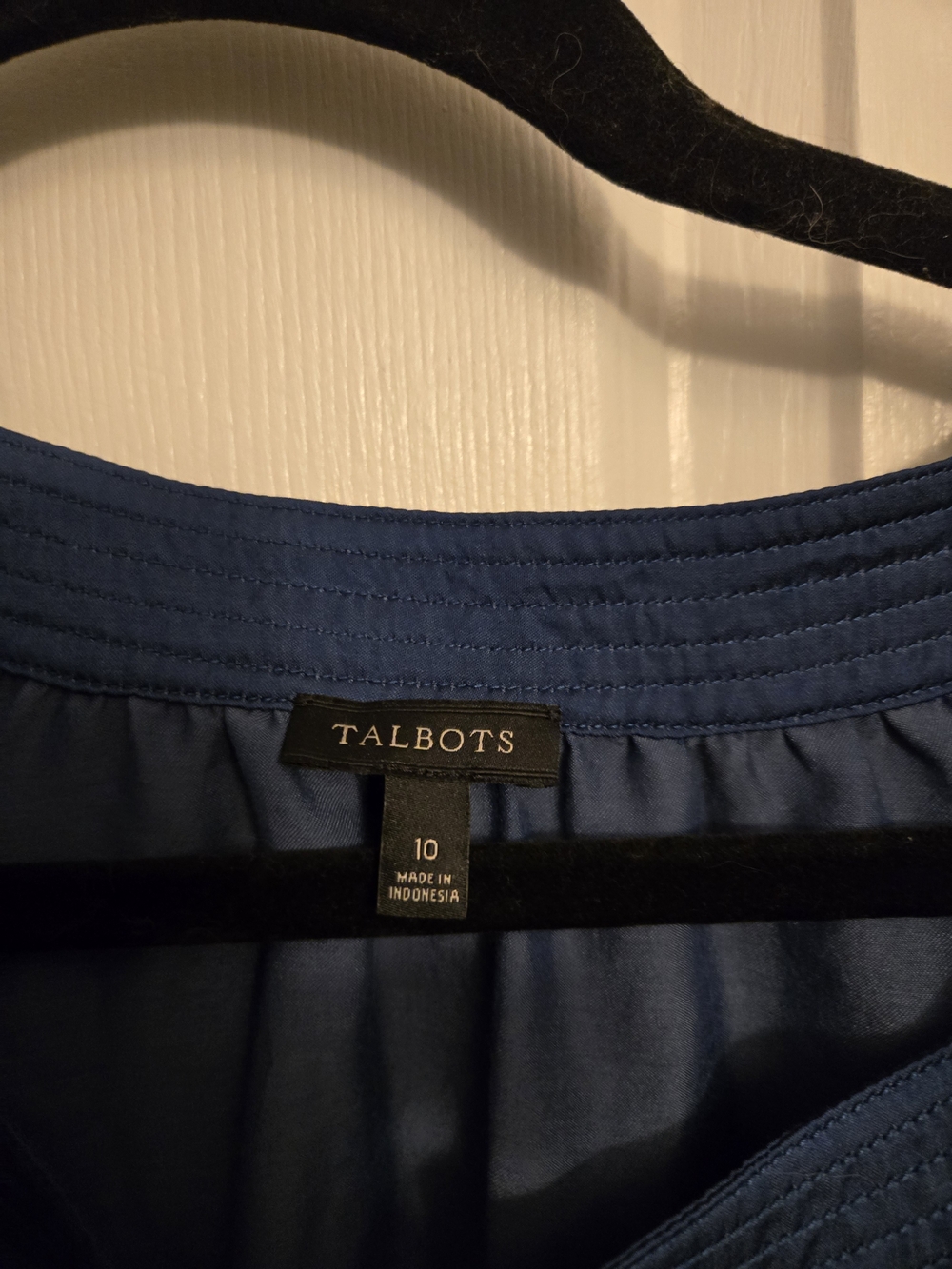 Talbots Indigo Scoop Neck Short Sleeve Top - Picture 3 of 3